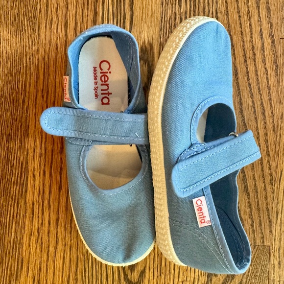 Cienta Girls Blue Shoes Size 30 - Picture 1 of 4